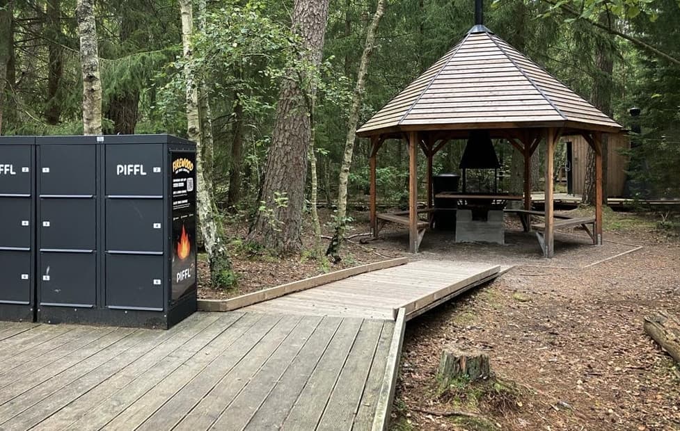 Box 2010 - Main Image