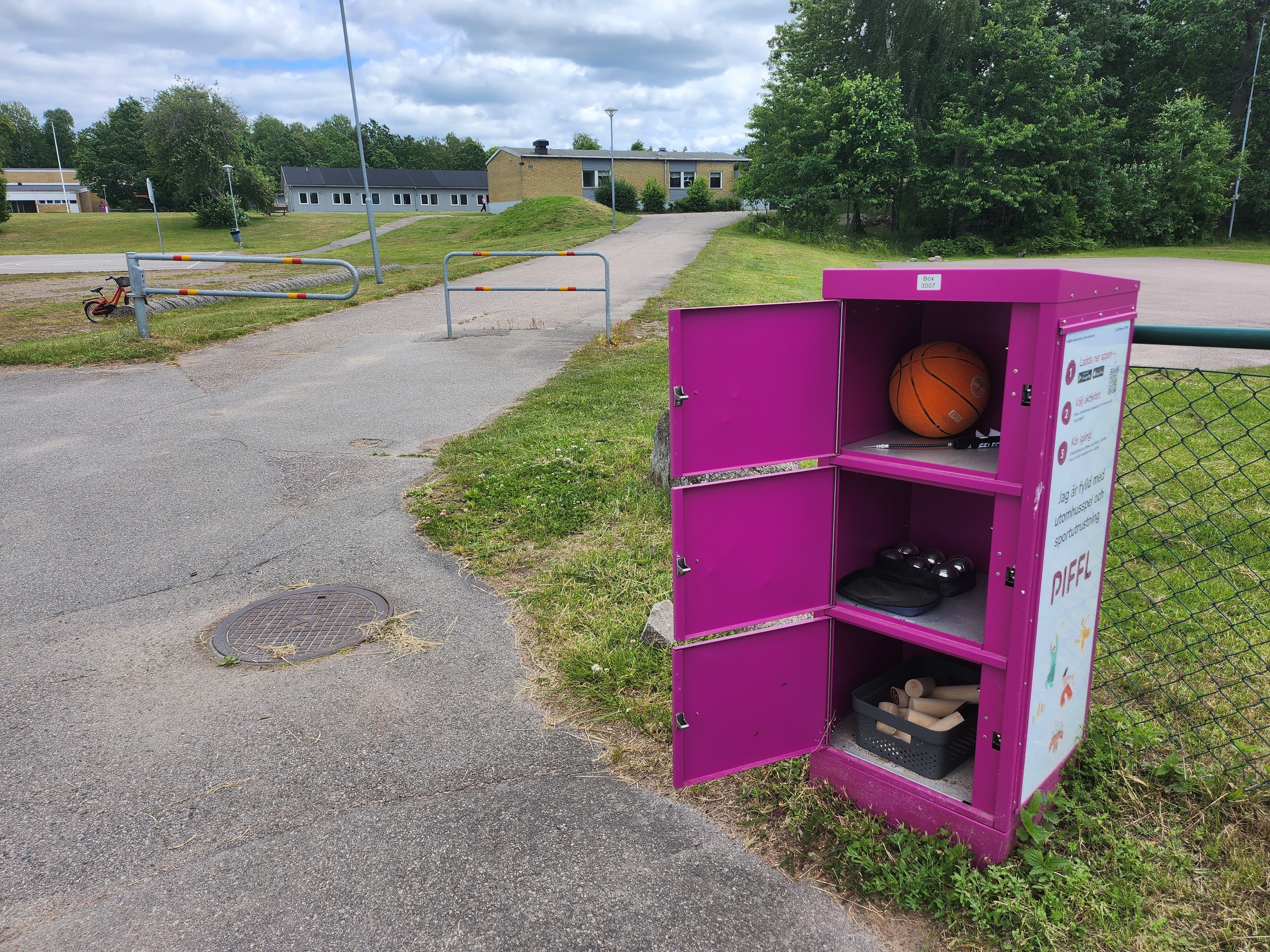 Box 3007 - Thumbnail 2