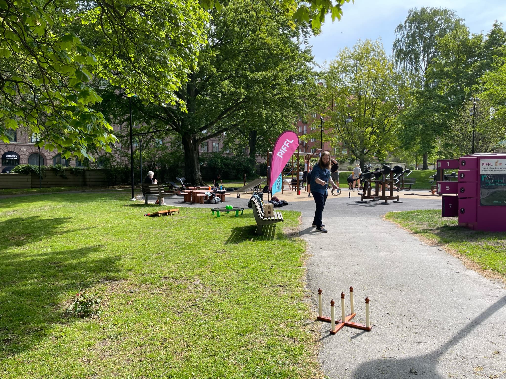 Box 4012 - Thumbnail 2