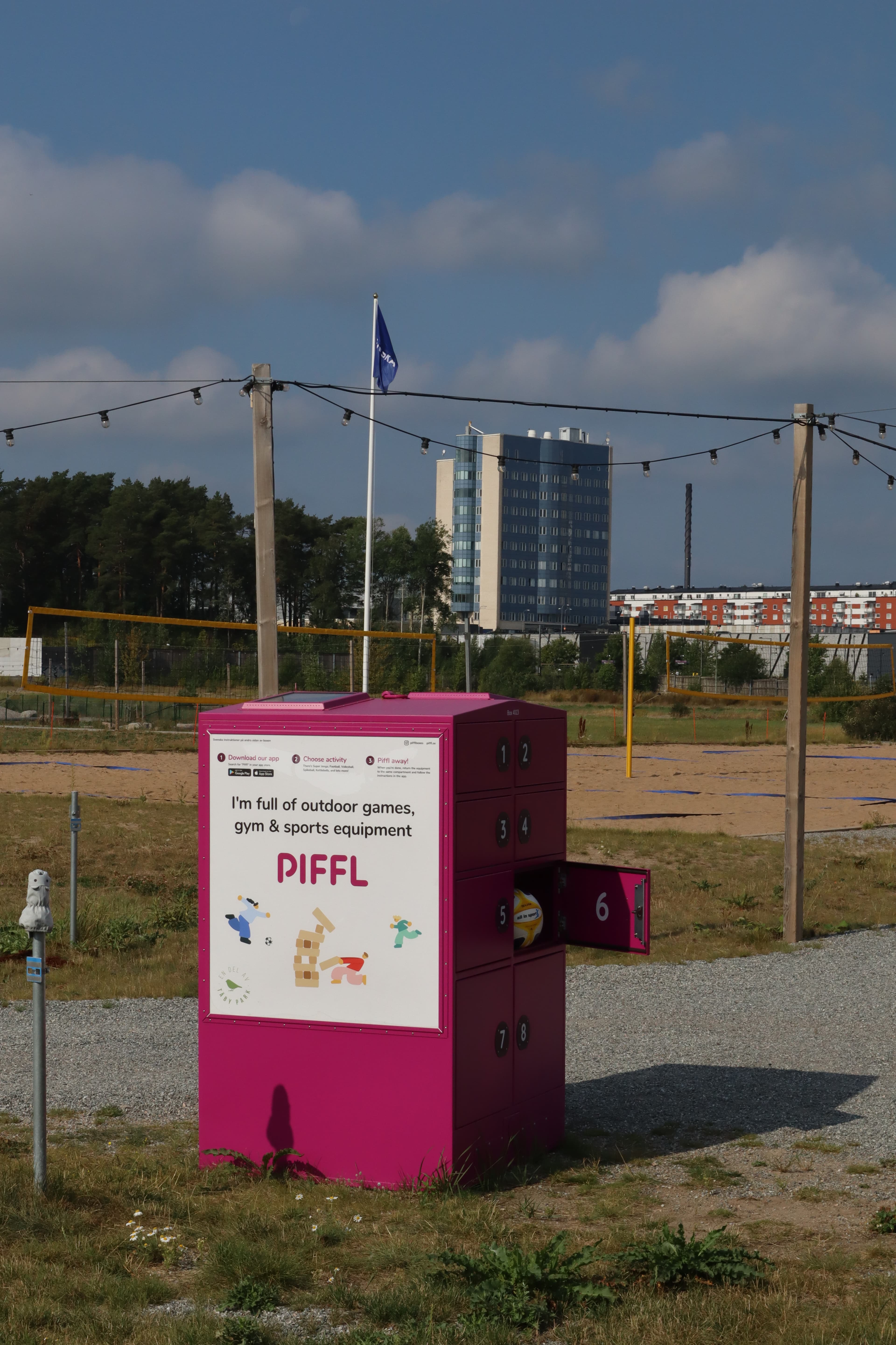 Box 4023 - Main Image