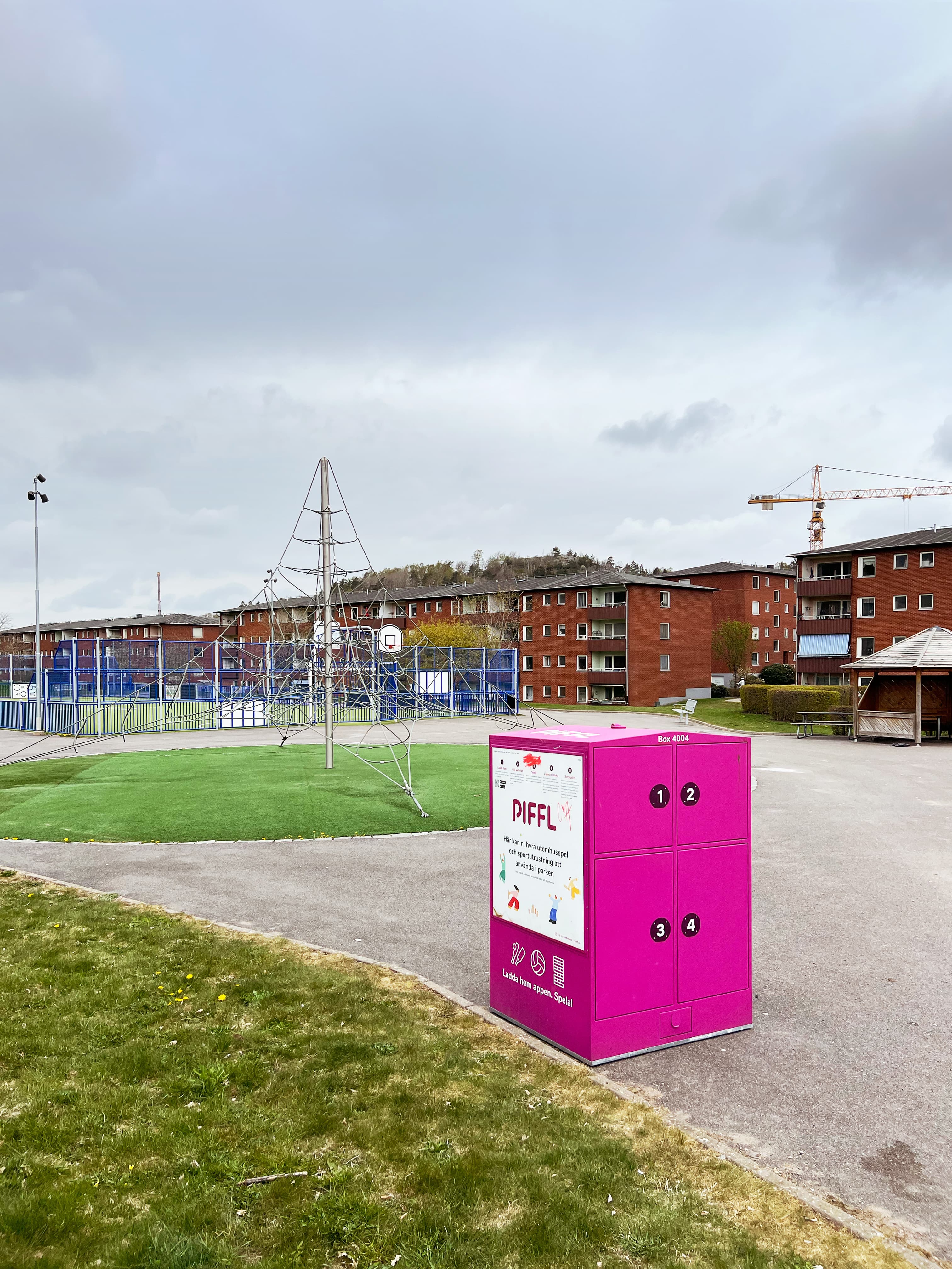 Box 4045 - Main Image