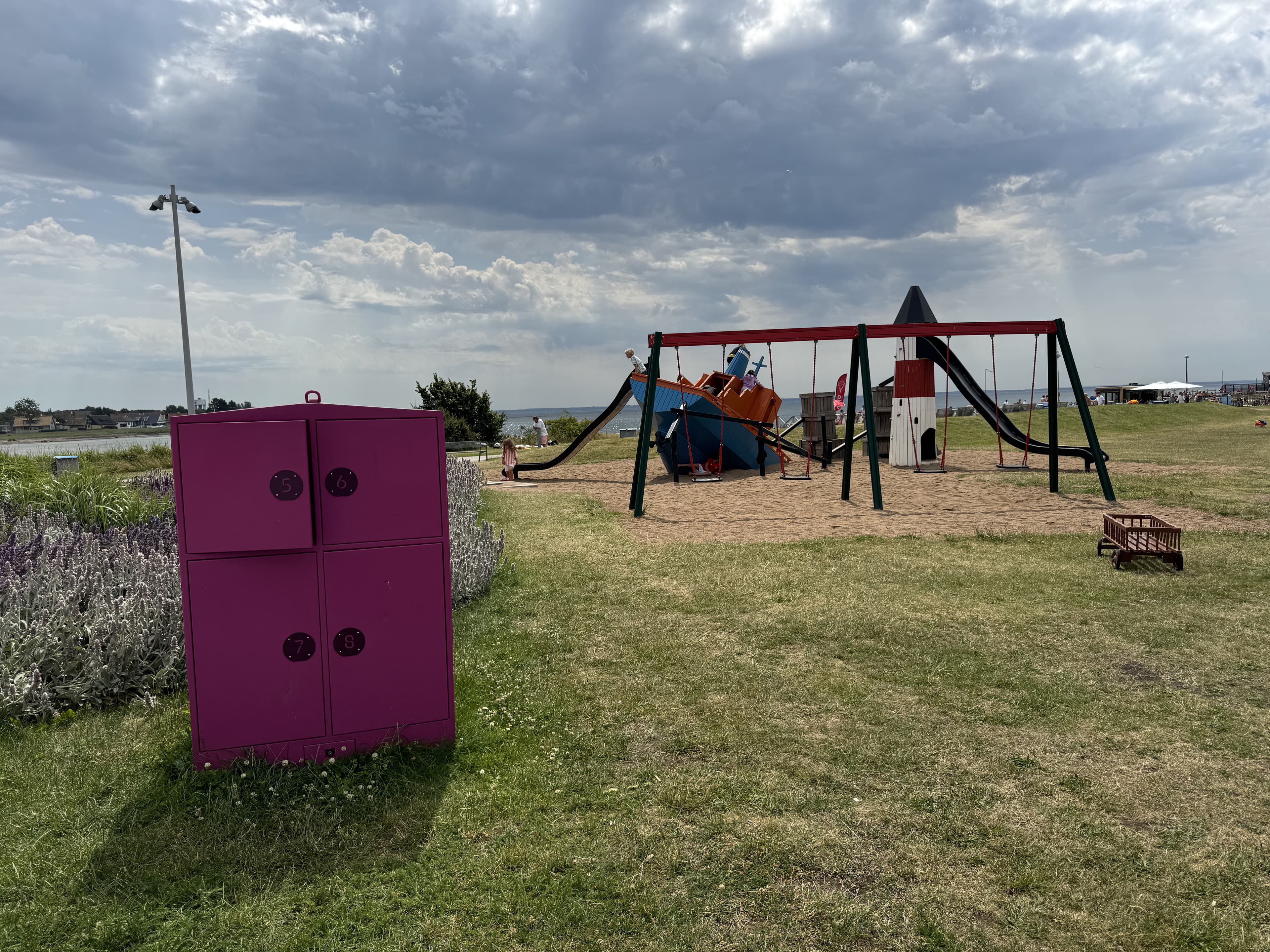 Box 4046 - Thumbnail 2