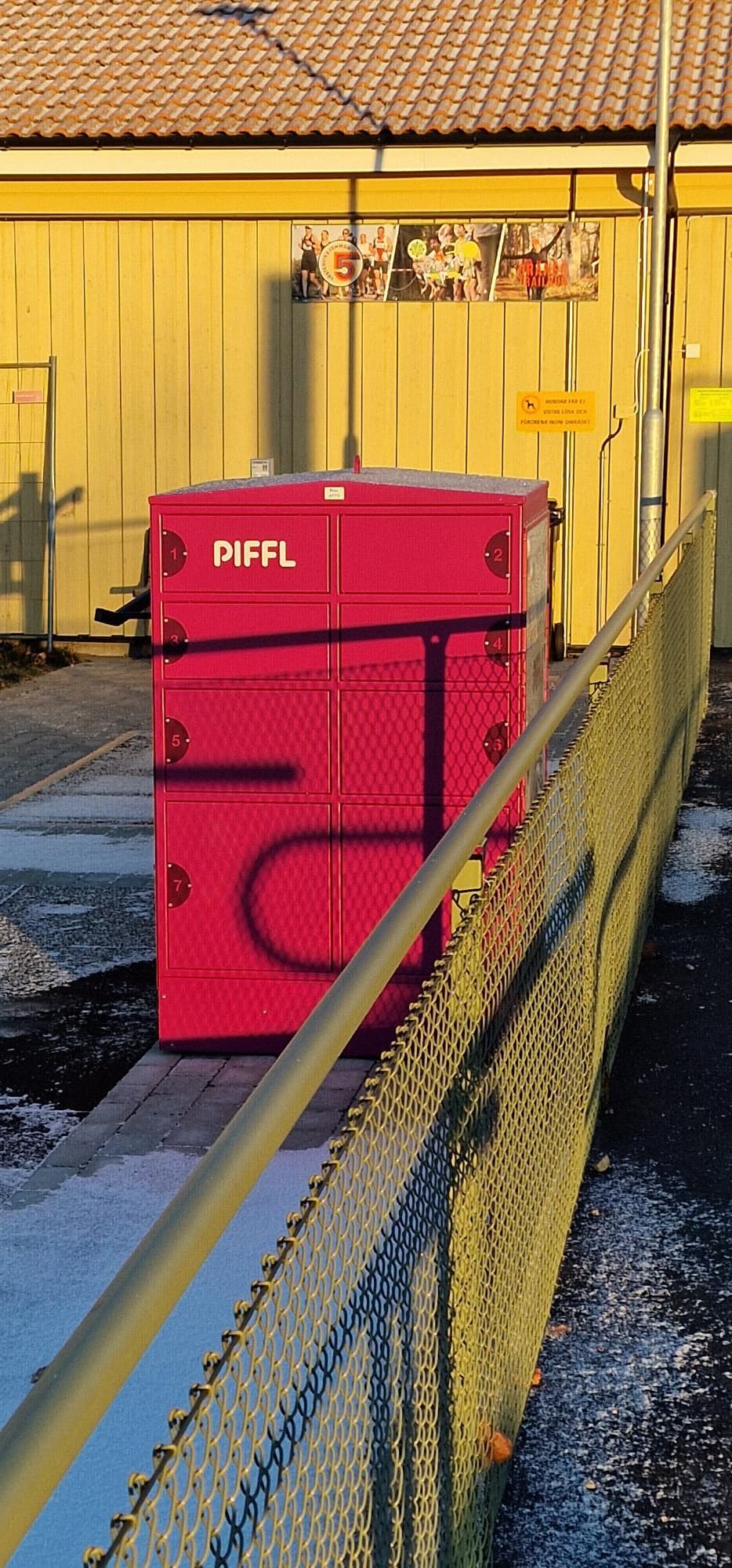 Box 4079 - Main Image