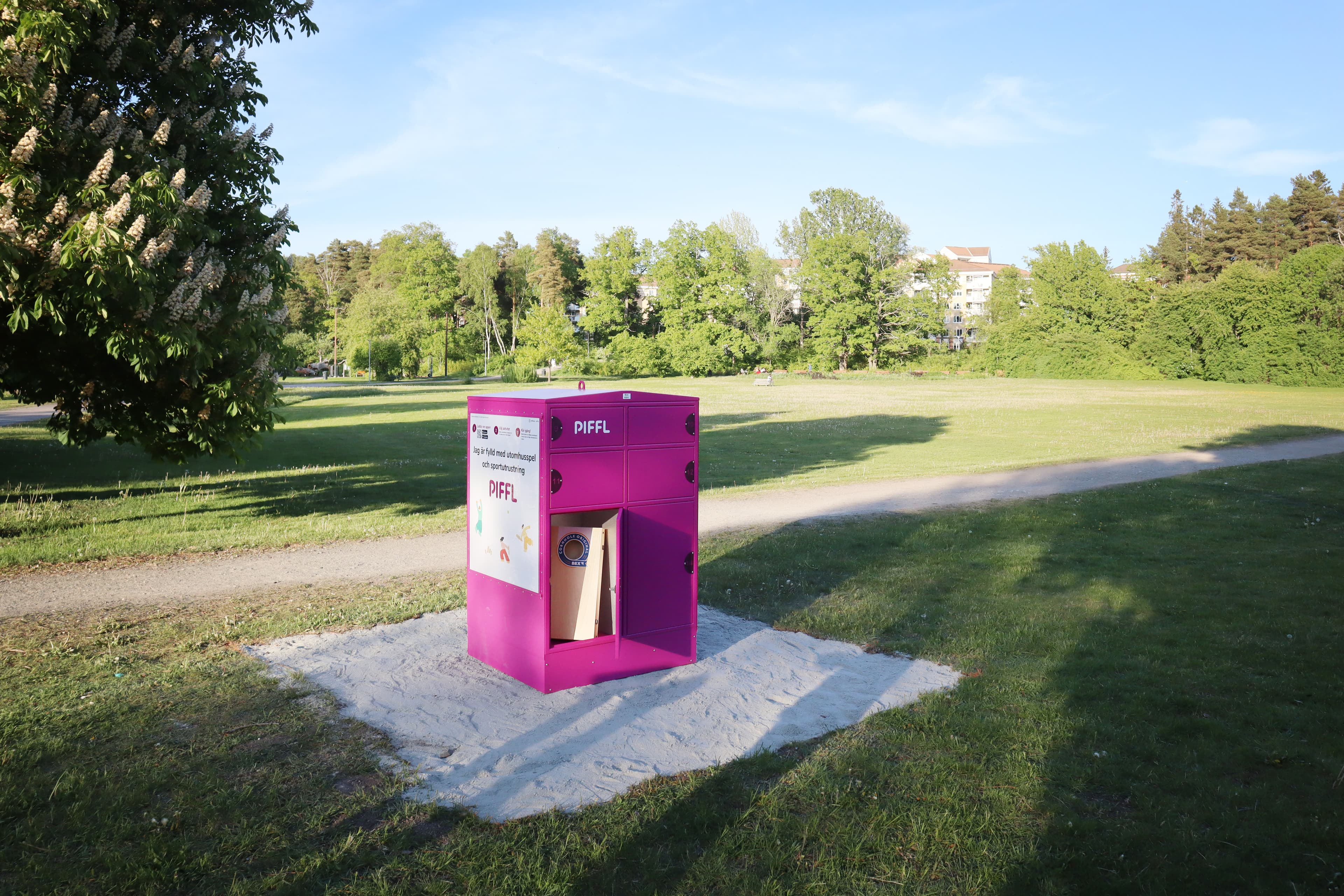 Box 4081 - Main Image