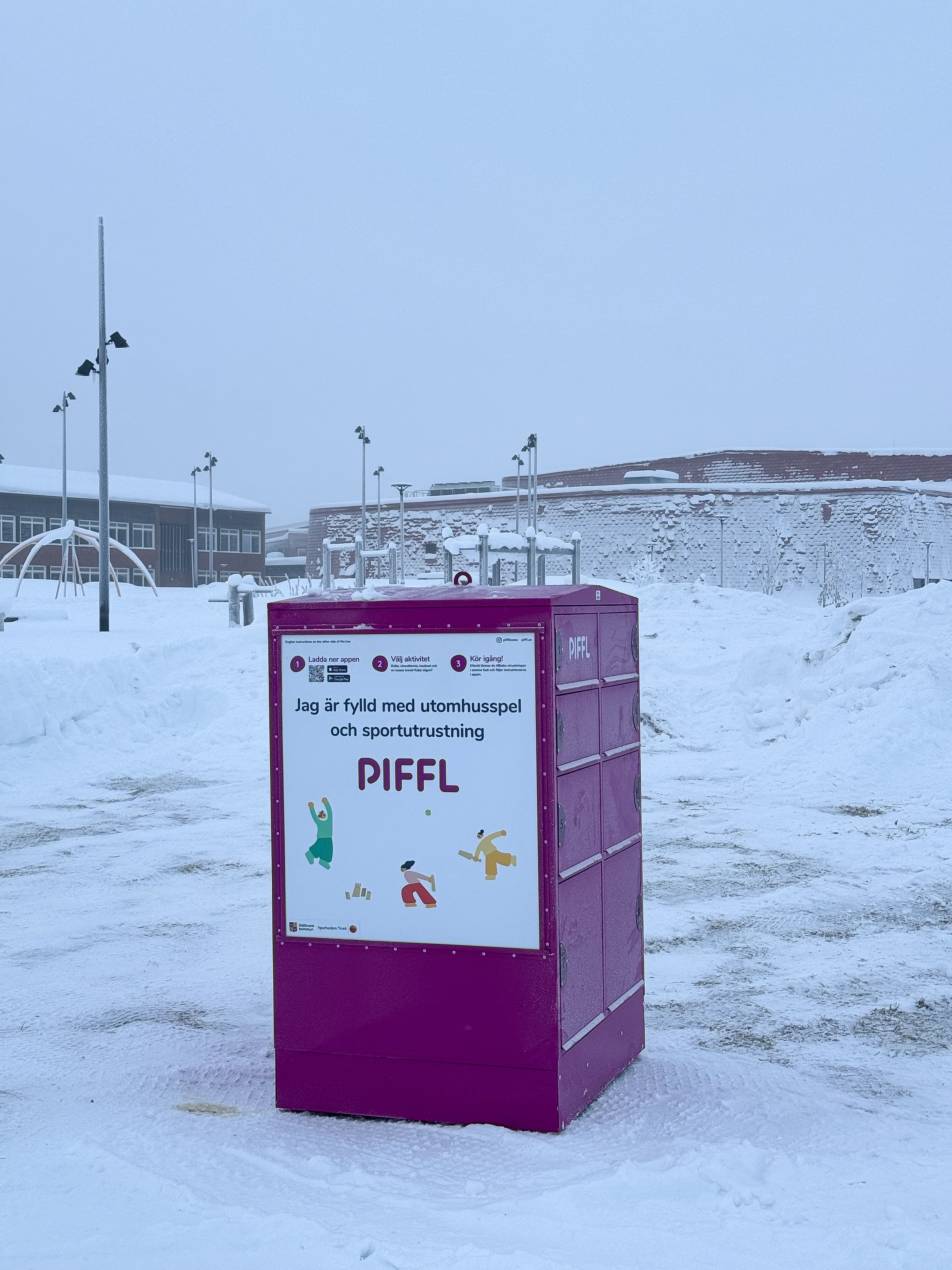 Box 4098 - Main Image