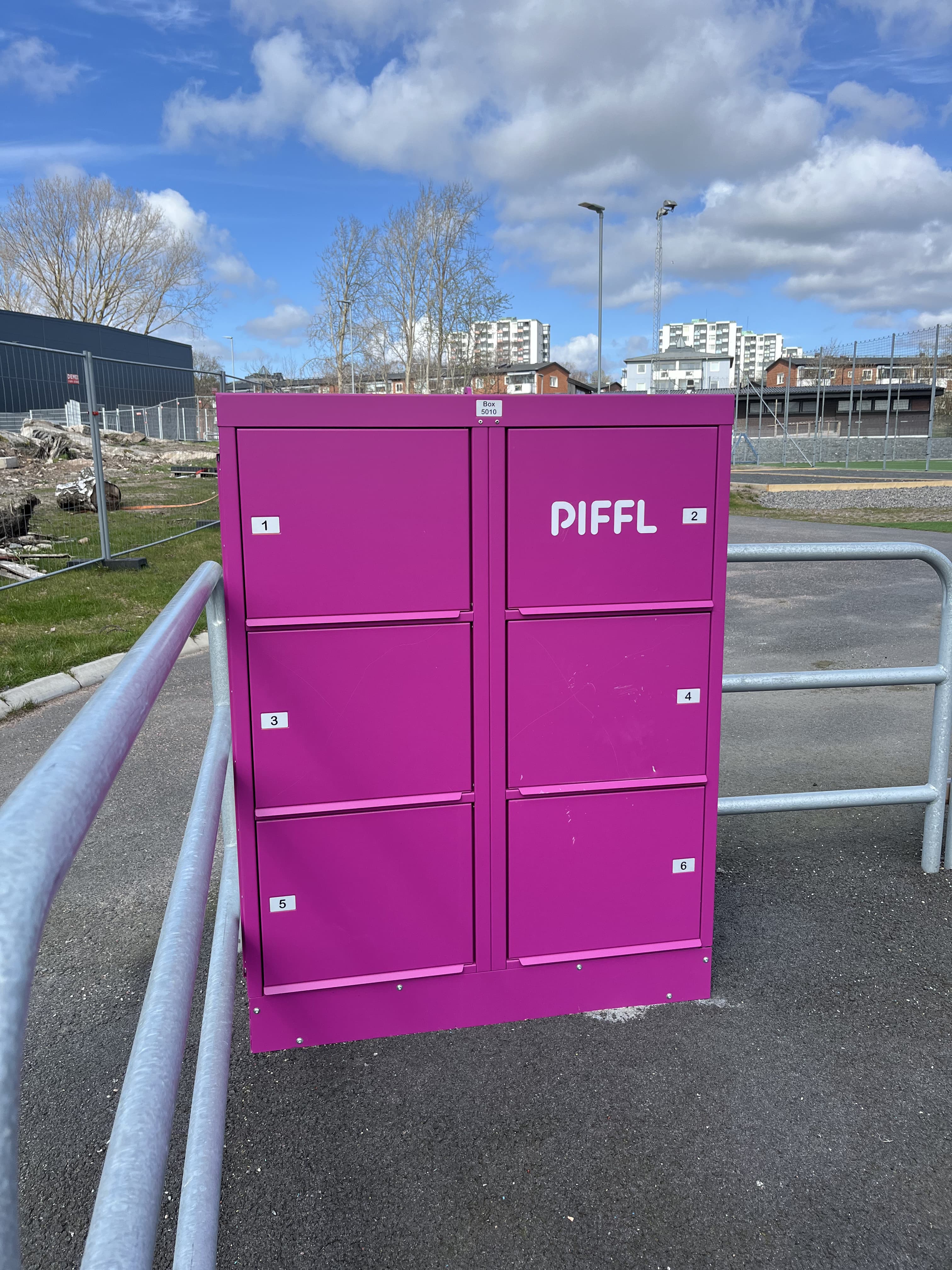 Box 5010 - Main Image