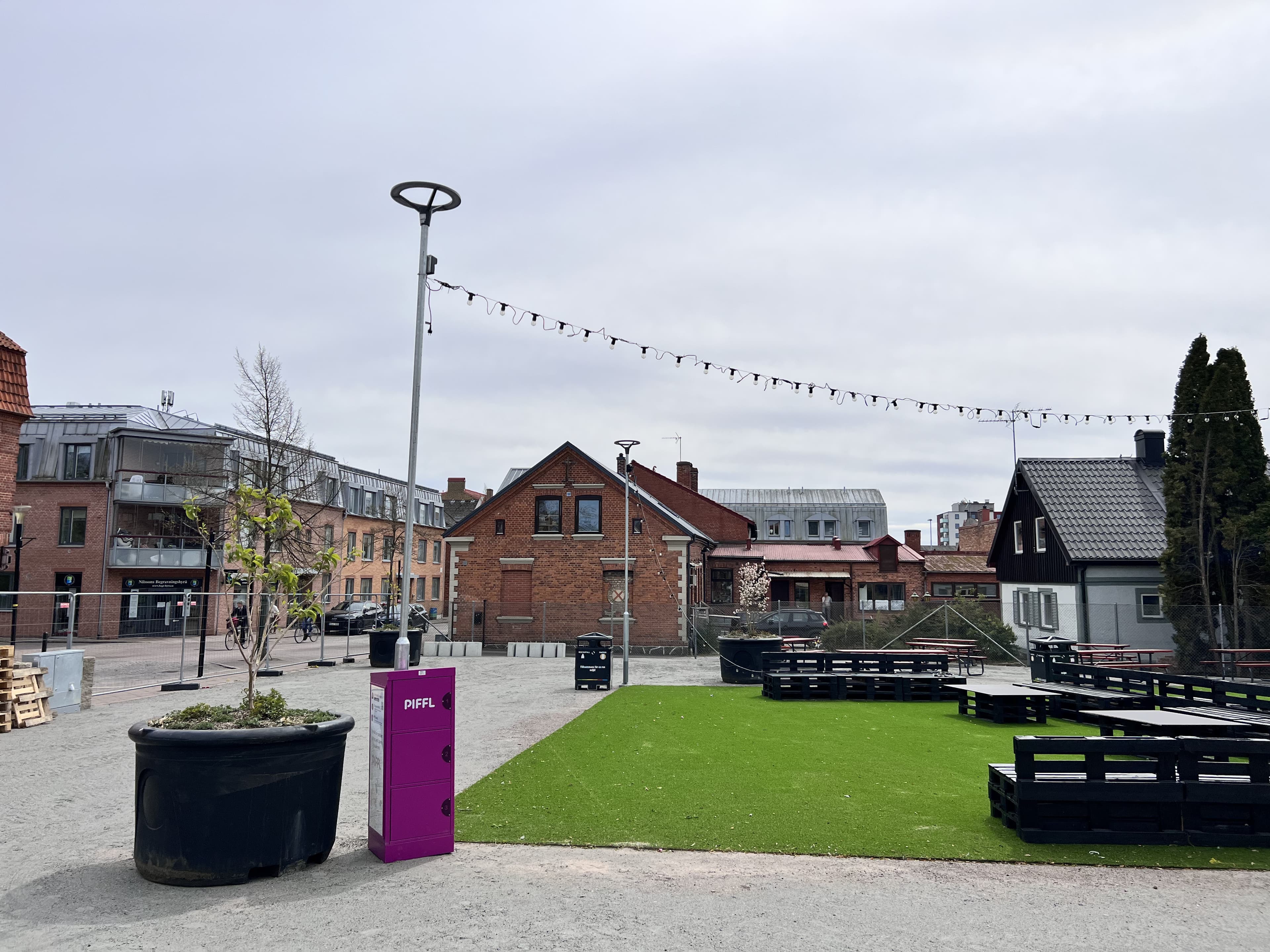 Box 5019 - Main Image